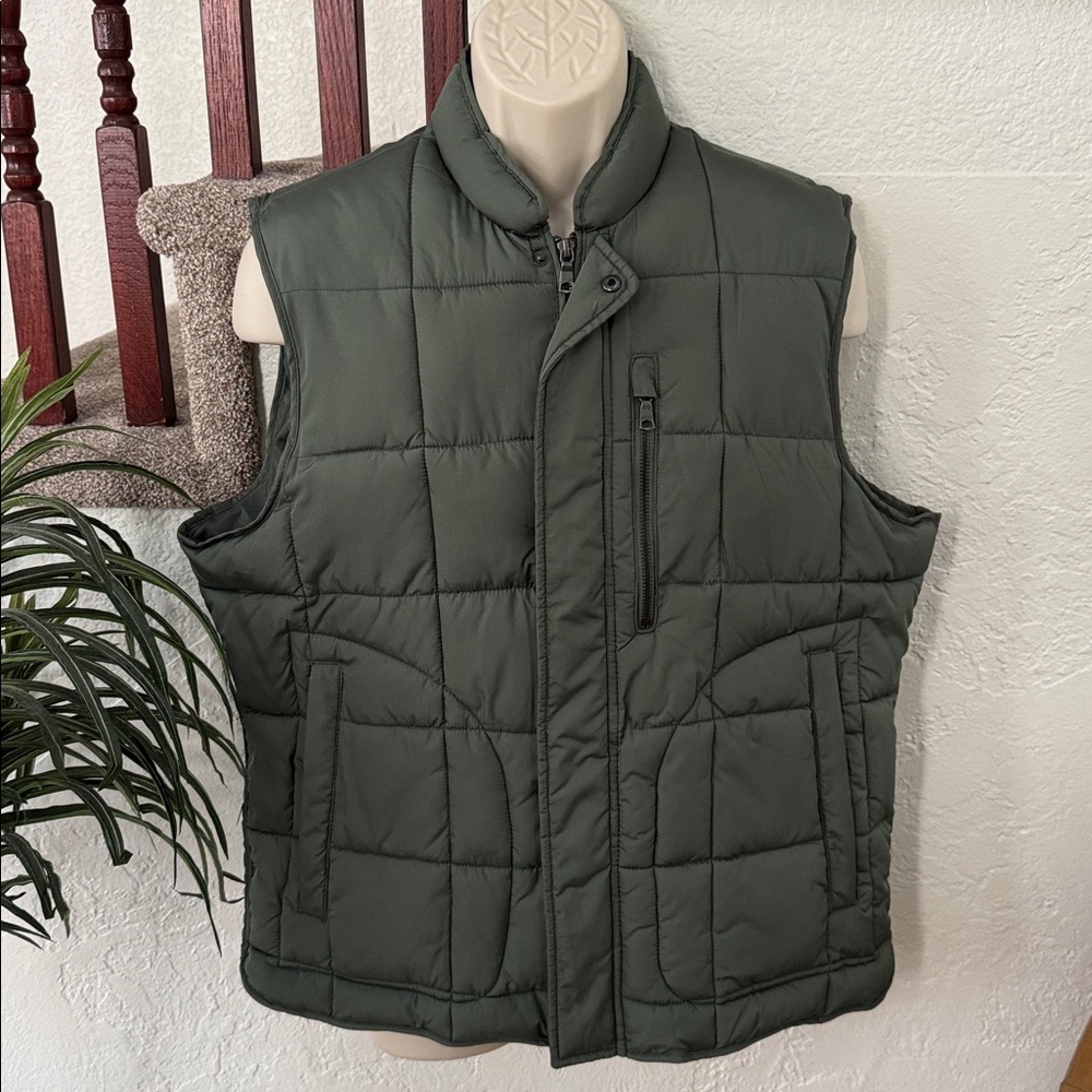 Banana Republic Men’s Dark Green Puffer Quilted Vest Size L EUC